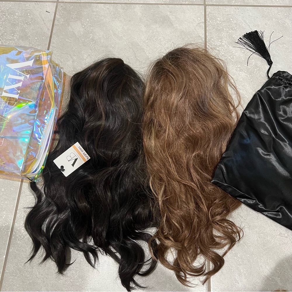 2 wig bundle - Black and Brown